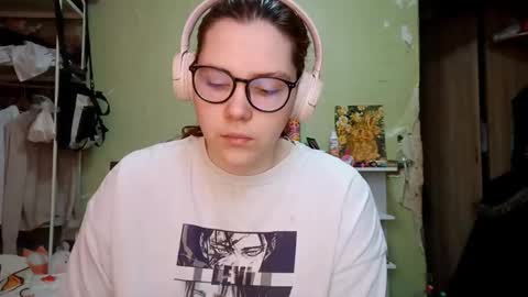 Adeline online show from 03/04/26, 06:41