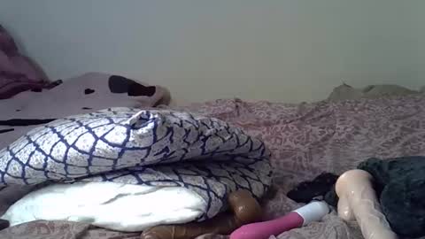 Snapshot of lavymummie chatting on 02/11/26, 02:16 lavymummie online show from 02/11/26, 02:16