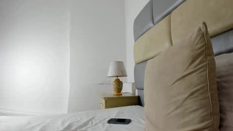 Snapshot of lax777_ chatting on 01/27/25, 12:37 ZAmbrano online show from 01/27/25, 12:37