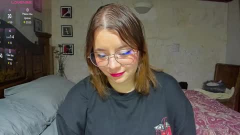 laylaah online show from 02/03/26, 03:04