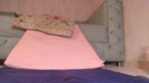 Lay Madison  online show from 02/03/25, 10:11