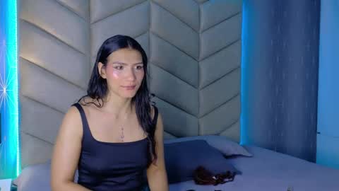 laya online show from 09/29/25, 04:06