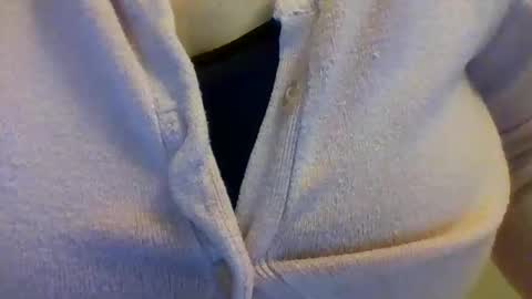 Snapshot of layannalea chatting on 10/31/25, 08:15 layannalea online show from 10/31/25, 08:15