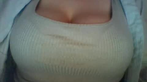 layannalea online show from 11/28/25, 02:58