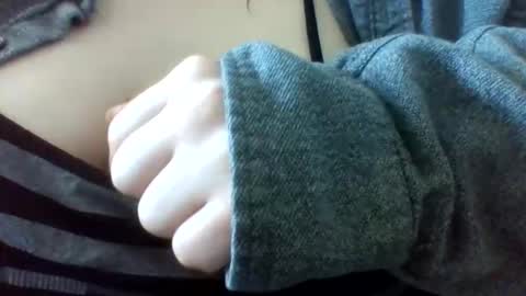layannalea online show from 05/27/26, 09:56