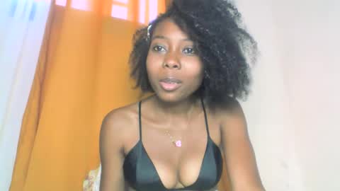 layannek online show from 10/11/25, 08:24