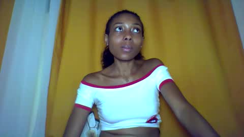 layannek online show from 11/30/25, 04:55