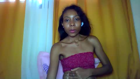 layannek online show from 12/20/25, 08:21