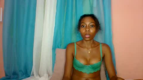 Snapshot of layannek chatting on 06/27/26, 06:13 layannek online show from 06/27/26, 06:13