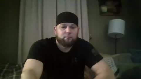 Snapshot of layinlow42 chatting on 01/09/25, 04:19 layinlow42 online show from 01/09/25, 04:19