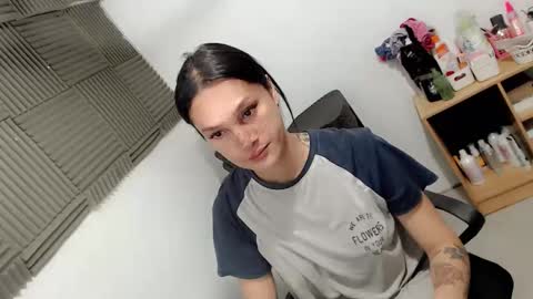 Snapshot of layla47649867 chatting on 01/06/26, 08:51 layla47649867 online show from 01/06/26, 08:51