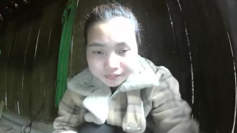 Snapshot of layla_999 chatting on 05/03/26, 01:55 layla_999 online show from 05/03/26, 01:55
