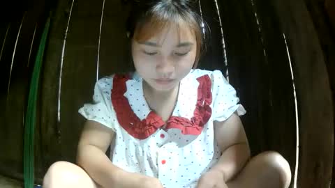 Snapshot of layla_999 chatting on 05/29/26, 12:08 layla_999 online show from 05/29/26, 12:08