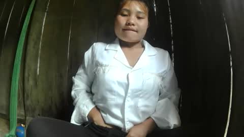 Snapshot of layla_999 chatting on 05/30/26, 04:31 layla_999 online show from 05/30/26, 04:31