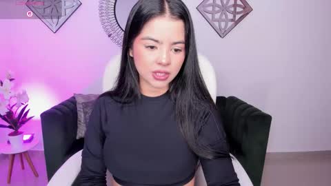 Layla Breezee online show from 09/11/25, 11:43