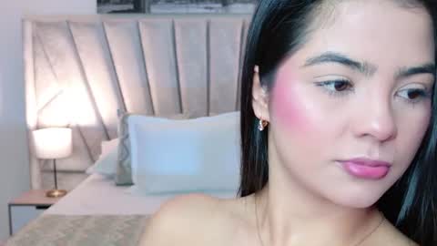 Snapshot of layla_breezee_ chatting on 07/13/26, 11:35 Layla Breezee online show from 07/13/26, 11:35