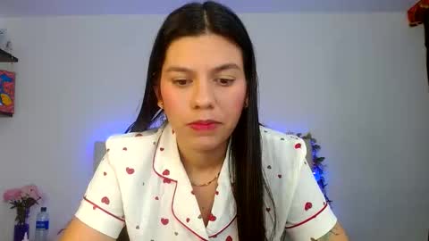 Lia and Rachel online show from 05/26/26, 01:01