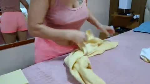 kelly online show from 04/17/26, 06:00