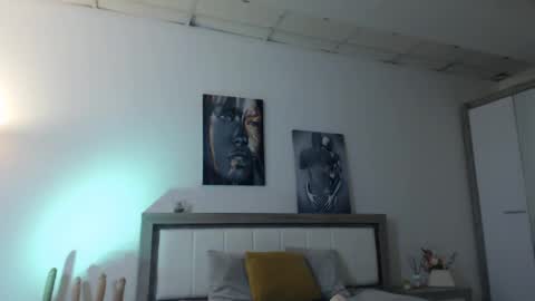 laylacruz online show from 01/14/25, 08:52