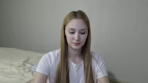 LaylaPretty001 online show from 12/03/24, 11:11