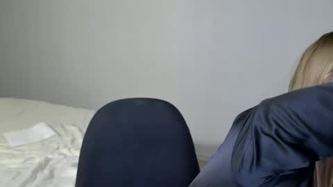 LaylaPretty001 online show from 01/03/25, 07:27