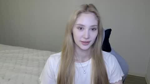 LaylaPretty001 online show from 11/07/25, 05:40