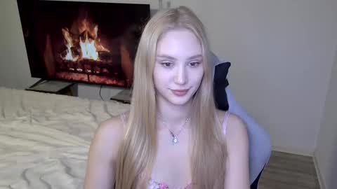 LaylaPretty001 online show from 02/20/26, 06:59