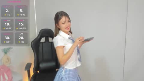 LAYLA online show from 11/13/25, 09:58