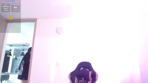 Snapshot of layna_cold chatting on 02/24/26, 12:47 Vannessa online show from 02/24/26, 12:47