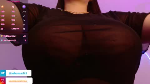 Snapshot of layna_cold chatting on 07/28/26, 03:21 Vannessa online show from 07/28/26, 03:21