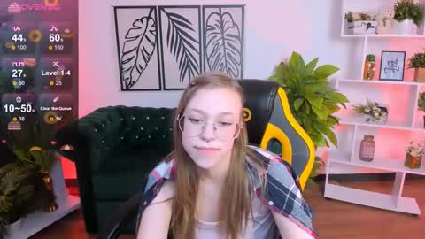 layriantavee online show from 02/23/25, 01:21