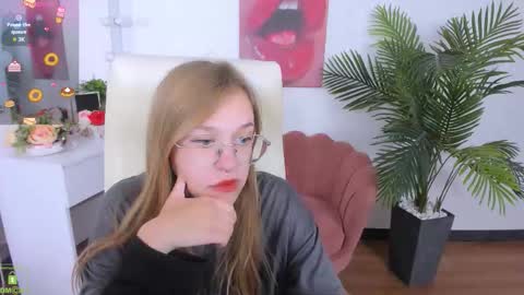 layriantavee online show from 09/20/25, 06:14