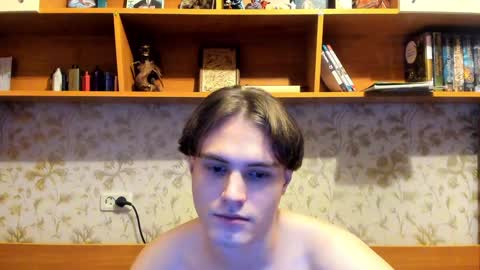 Snapshot of lazaret1k chatting on 12/11/24, 11:00 Vladi online show from 12/11/24, 11:00