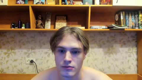 Snapshot of lazaret1k chatting on 12/16/24, 09:52 Vladi online show from 12/16/24, 09:52