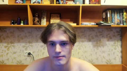 Snapshot of lazaret1k chatting on 12/17/24, 04:01 Vladi online show from 12/17/24, 04:01