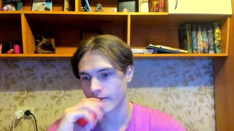 Snapshot of lazaret1k chatting on 01/15/25, 08:26 Vladi online show from 01/15/25, 08:26