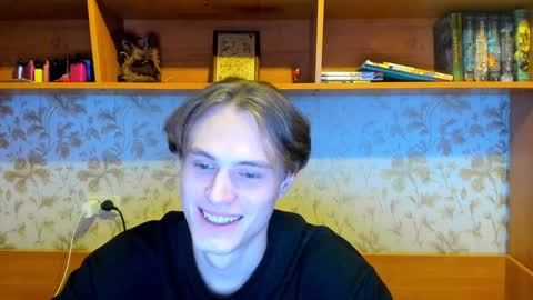 Snapshot of lazaret1k chatting on 01/17/25, 03:45 Vladi online show from 01/17/25, 03:45