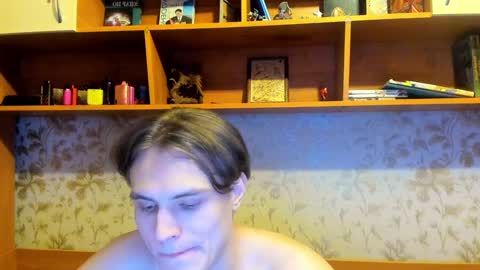 Snapshot of lazaret1k chatting on 01/23/25, 07:40 Vladi online show from 01/23/25, 07:40