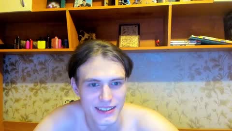 Snapshot of lazaret1k chatting on 01/23/25, 10:44 Vladi online show from 01/23/25, 10:44