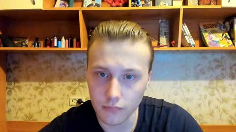 Snapshot of lazaret1k chatting on 02/01/25, 01:12 Vladi online show from 02/01/25, 01:12