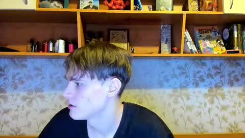 Snapshot of lazaret1k chatting on 02/15/25, 02:44 Vladi online show from 02/15/25, 02:44