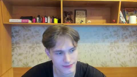 Snapshot of lazaret1k chatting on 03/01/25, 12:12 Vladi online show from 03/01/25, 12:12