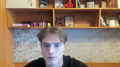 Snapshot of lazaret1k chatting on 03/02/25, 09:31 Vladi online show from 03/02/25, 09:31