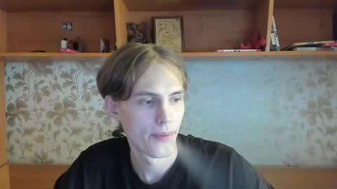 Snapshot of lazaret1k chatting on 09/21/25, 09:55 Vladi online show from 09/21/25, 09:55