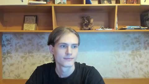 Snapshot of lazaret1k chatting on 10/25/25, 06:35 Vladi online show from 10/25/25, 06:35