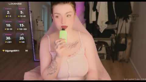 lazy girl Lizzy online show from 05/20/26, 03:07