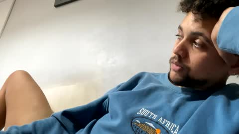 Snapshot of ldntom chatting on 02/10/25, 06:35 Atomictomato96 online show from 02/10/25, 06:35