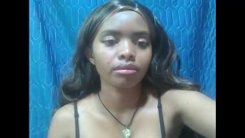 lea96546 online show from 09/21/25, 05:31