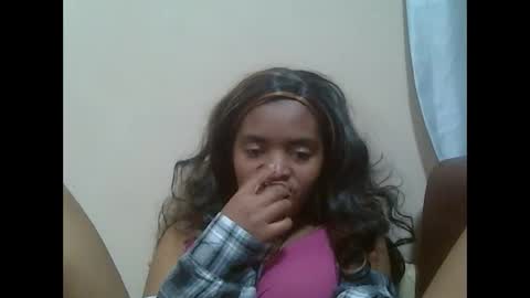 lea96546 online show from 09/23/25, 07:17