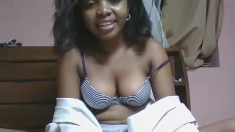 lea96546 online show from 04/14/26, 06:30